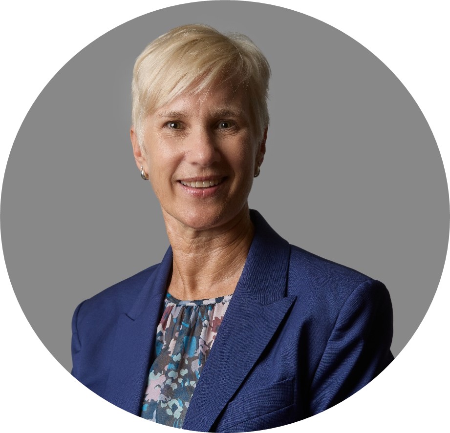 Suzanne Robertson Round